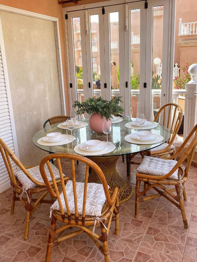 Hugo'S Holiday Apartment In Costa Del Silencio Arona  Εξωτερικό φωτογραφία
